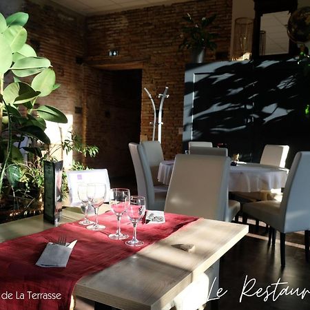 Domaine De La Terrasse Lägenhet Carbonne Exteriör bild