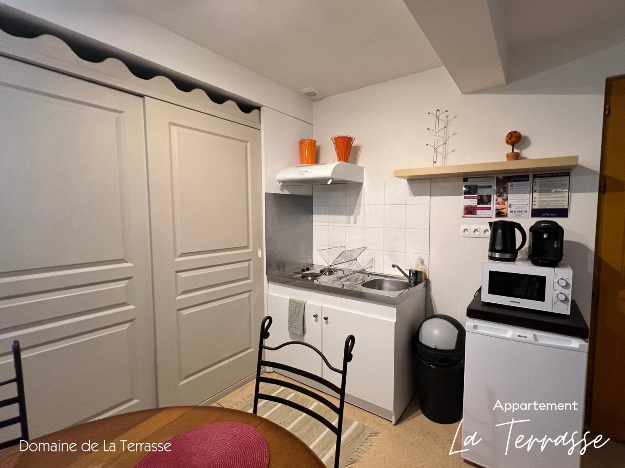 Domaine De La Terrasse Lägenhet Carbonne Exteriör bild